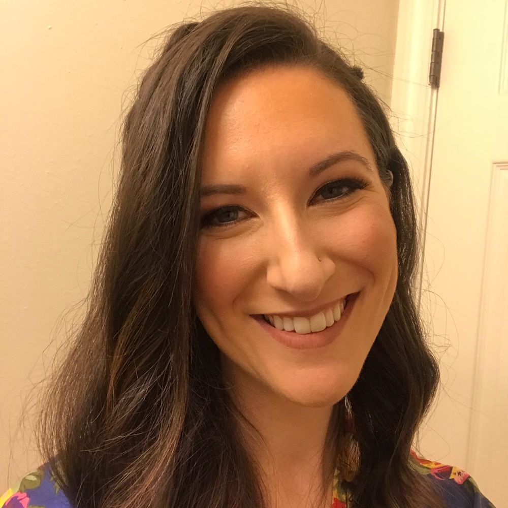 Meet your Posher, Danielle